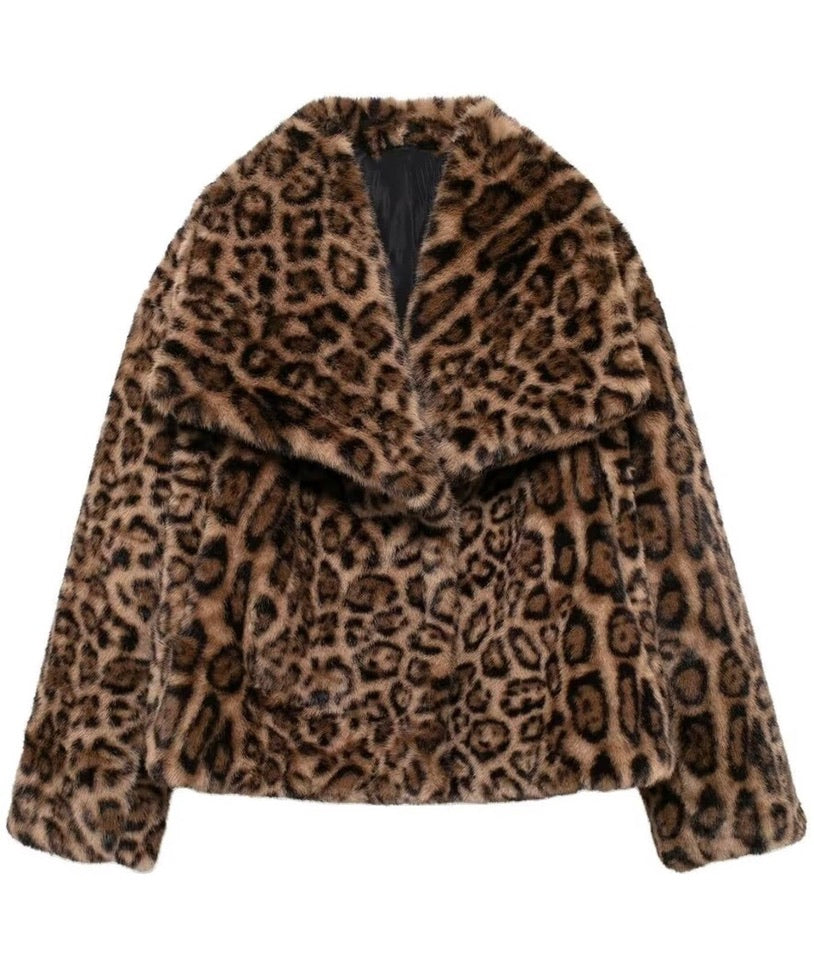 Lyora - Fourrure Contemporaine