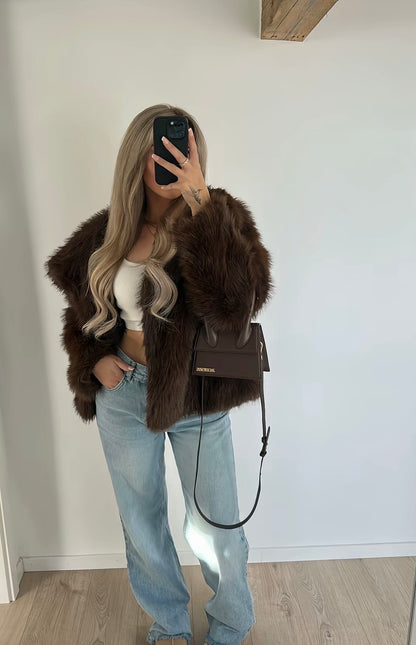 Lyora - Fourrure Contemporaine