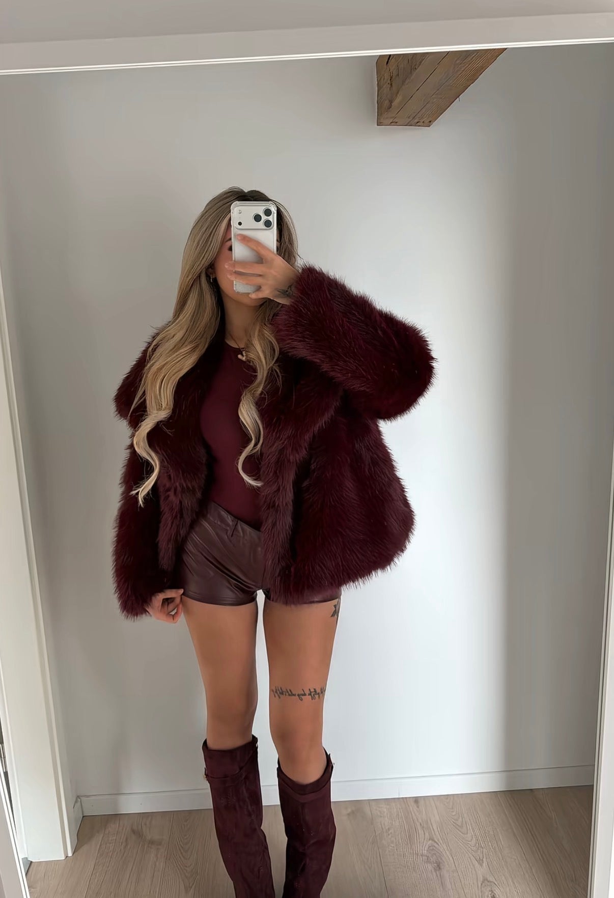 Lyora - Fourrure Contemporaine